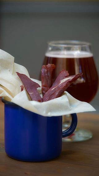 Телятина сиров'ялена (50г)