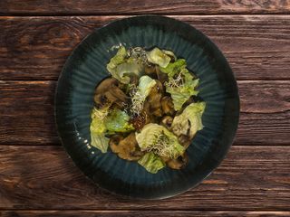 Печериці гриль з в'яленими томатами