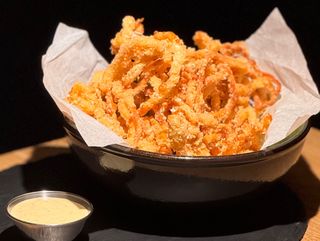 Сирні цвяхи