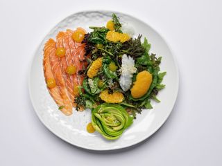 Салат з лососем