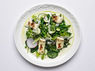 Салат з халумі-гриль