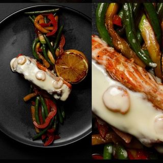 Філе лосося у вершковому соусі