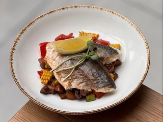 Дорадо з овочами