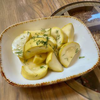 Кабачки мариновані (100г)