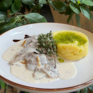 Язик у вершковому соусі (350г)