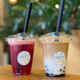 Bubble tea tonic cherry