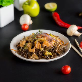 Соба з куркою (380г)