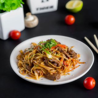 Удон з яловичиною Хойсин (380г)