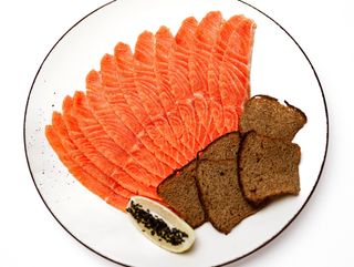 Лосось з грінками (120г)