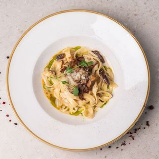 Паста з яловичиною та білими грибами 300г