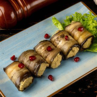 Баклажани з горіховою пастою (300г)