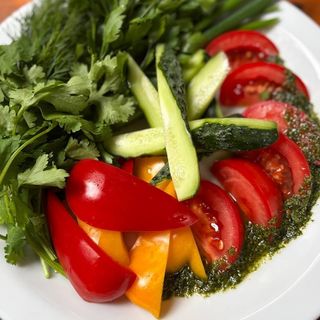 Мікс зелені і овочів