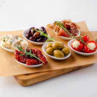  Сет антіпасті (240г)