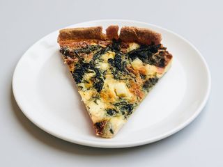 Кіш з бринзою, шпинатом і в'яленими томатами (1шм)