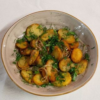 Смажена картопля з ковбасками