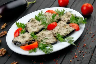 Рулетики із баклажанів (350г)