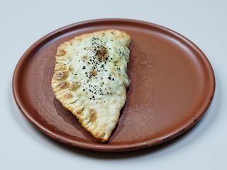 Кутаби з м'ясом та томатами (240 г)