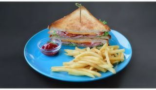 Сніданок Сендвіч (300г)