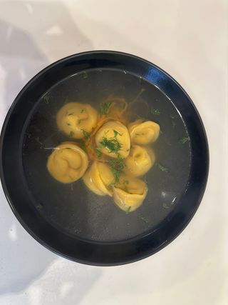 Бульон з пельменями  (280г)