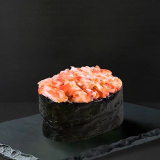 Гункан з креветкою (50г)