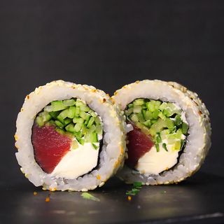 Каліфорнія з тунцем в кунжуті (280г)