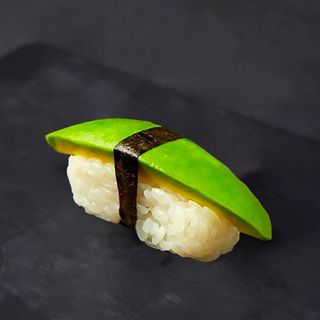 Нігірі з авокадо (45г)