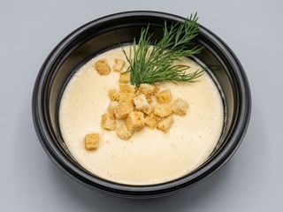 Сирний крем-суп "Пташка в сирі"