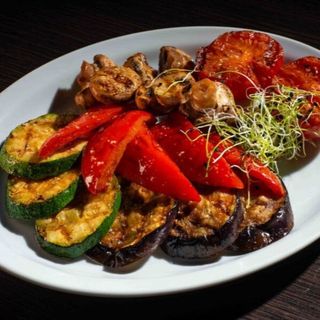 Овочі гриль (300г)