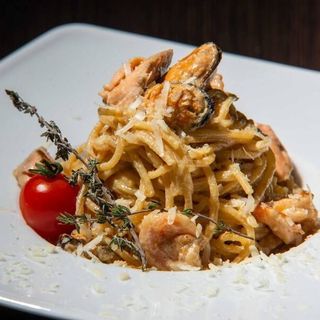 Паста з морепродуктами (300г)