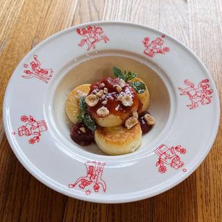 Сирники з домашнім джемом (190/30г)