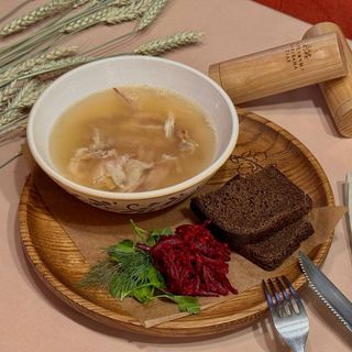 Домашній холодець з півня та рульки