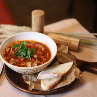 Кримський лагман із телятиною та овочами (320г)
