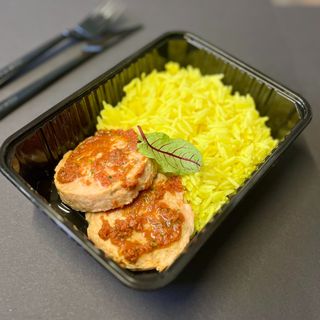 Парові битки з лосося з рисом