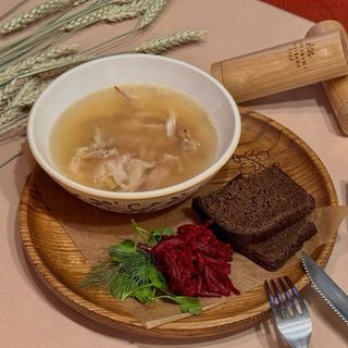 Домашній холодець з півня та рульки