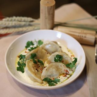 Маріупольські смажені вареники з бараниною (220г)