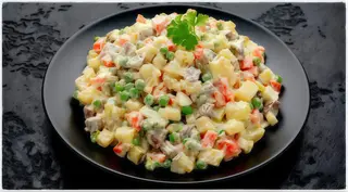 Салат Олів'є (200г)