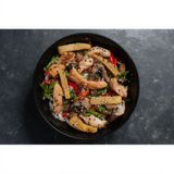 Удон з куркою в кисло-солодкому соусі