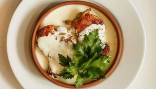 Курча по-чкмерульськи (250г)