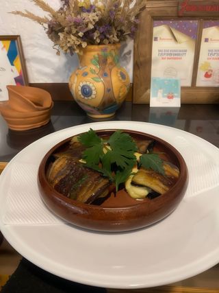 Рулети з баклажанів з сиром і томатами (200г)