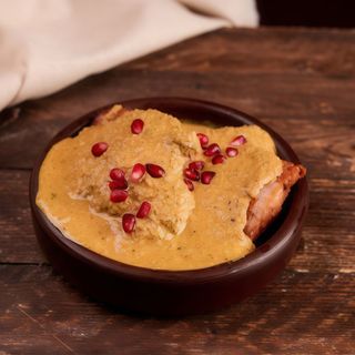 Курча під соусом баже 250g