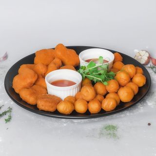 Нагетси + картопляні крокети (200\190\30\30)