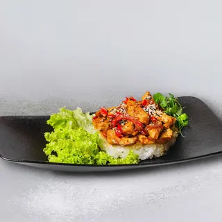 Курка в гостро-солодкому соусі (300 г.)