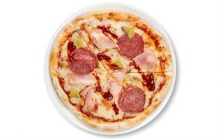 Піца з шинкою та салямі 