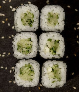 Макі огірок (110г)