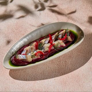 Філе оселедця з маринованою цибулею та картоплею (230г)