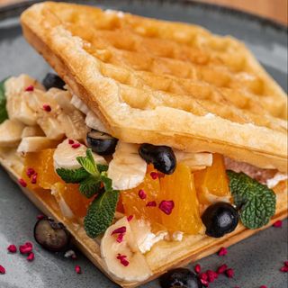 Вафлі Бельгійські фруктові з сирковою масою (232г)