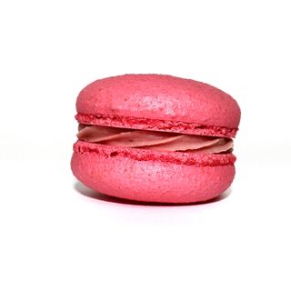 Макарон Полуниця