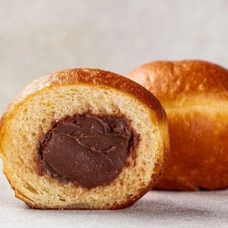 Пампух з шоколадом