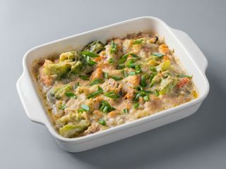 Пательня з морепродуктів (Мідії,лосось,кальмар)
