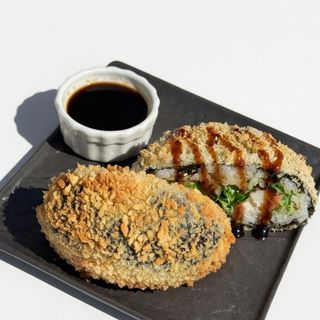 Суші бургер морський мікс(390г)